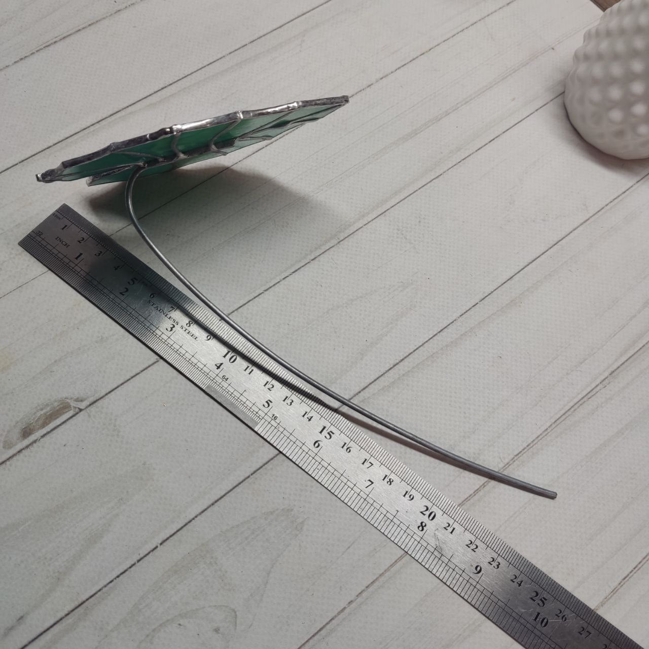 Alocasia stained glass window, Alocasia Plant Suncatcher, stain glass plant, garden stake