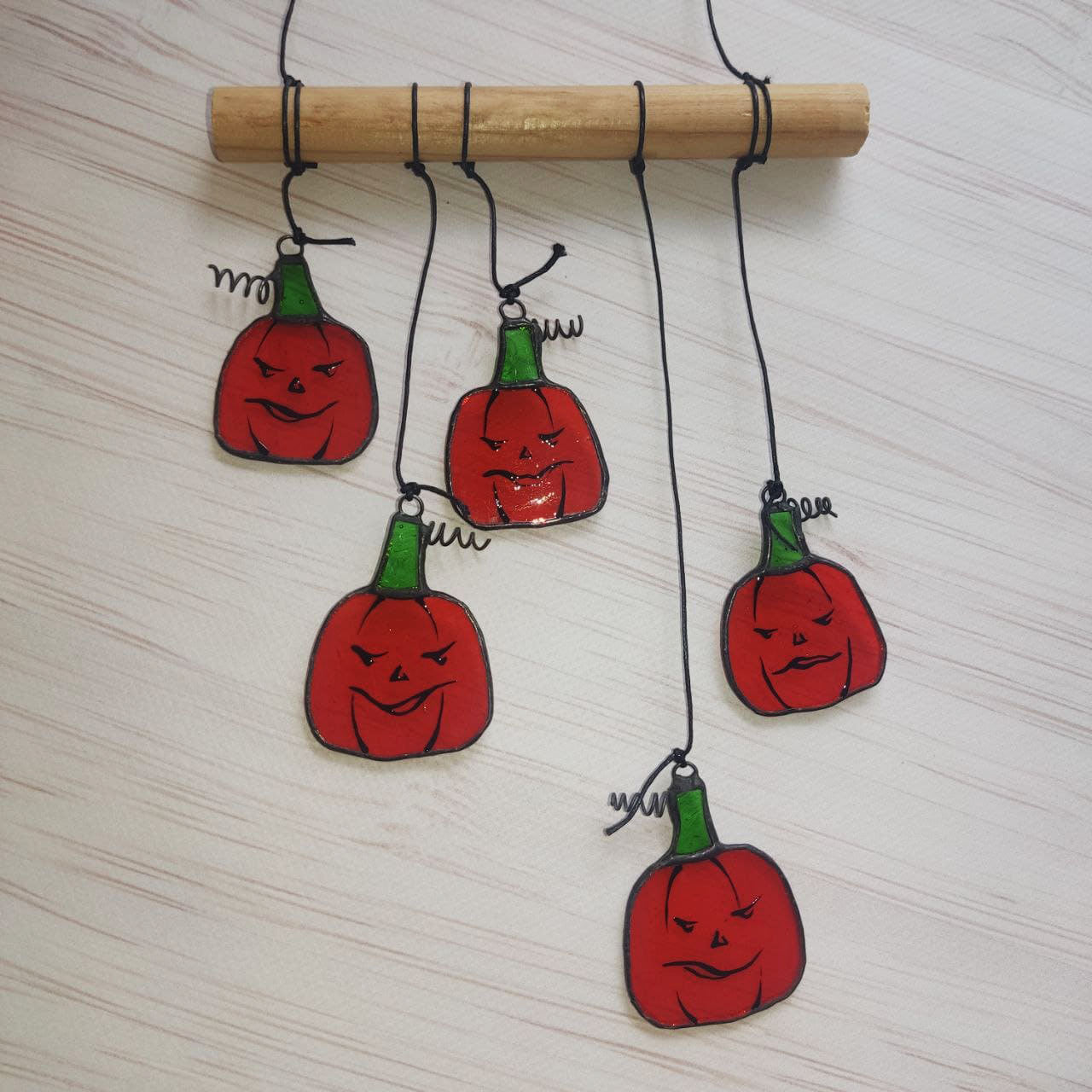 Stained glass handmade funny pumpkins decor for Halloween